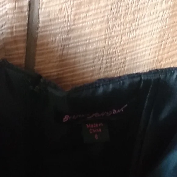 Dress 👗 - Picture 2 of 6